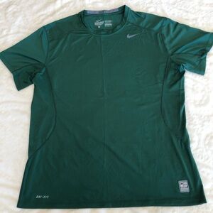 Men’s Nike Pro Combat Dri-Fit Forest Green Tee Size XL